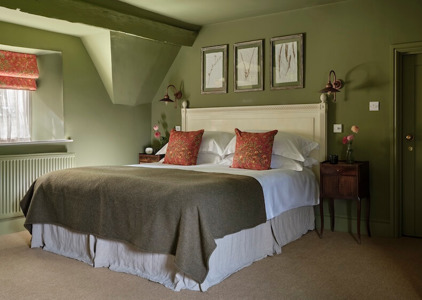 Home Farm House at The Village Pub - near Cirencester, The Cotswolds